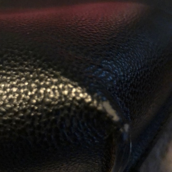 Used Calvin Klein bag with flower design - Picture 5 of 7